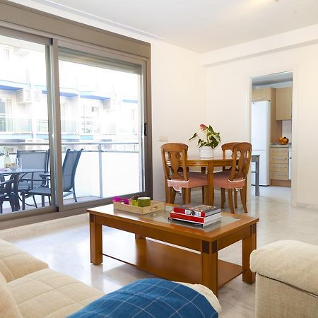 Puerto Marina Apartment เบนัลมาเดนา ภายนอก รูปภาพ