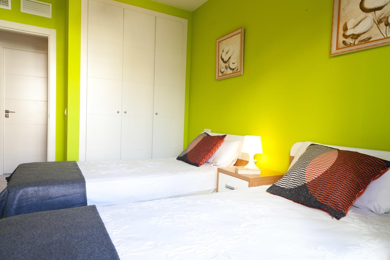Puerto Marina Apartment เบนัลมาเดนา ภายนอก รูปภาพ